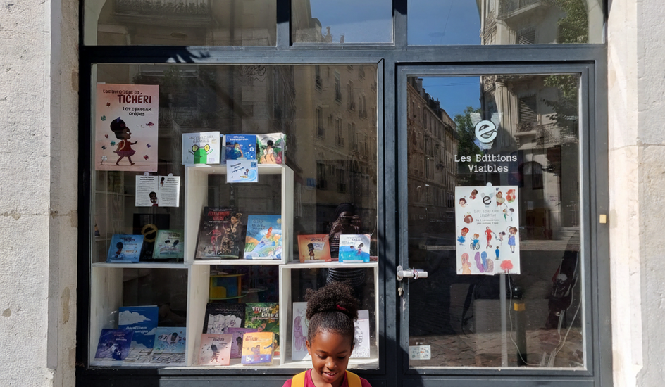 🌟 La boutique des Éditions Visibles réouvre ses portes à Genève le 9 décembre !